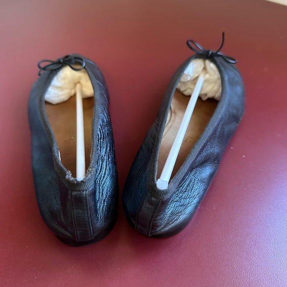 Chanel Classic Ballerines (Ballet Flats) in Soft Black Leather. Size 41. - Picture 3 of 8